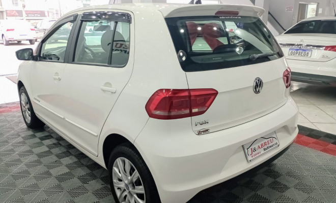 VW - VolksWagen Fox Comfortline 1.0 Flex 8V 5p 2015 Flex-2