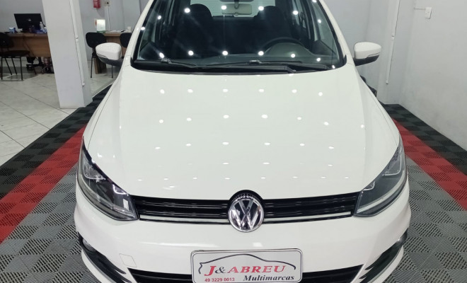 VW - VolksWagen Fox Comfortline 1.0 Flex 8V 5p 2015 Flex-4