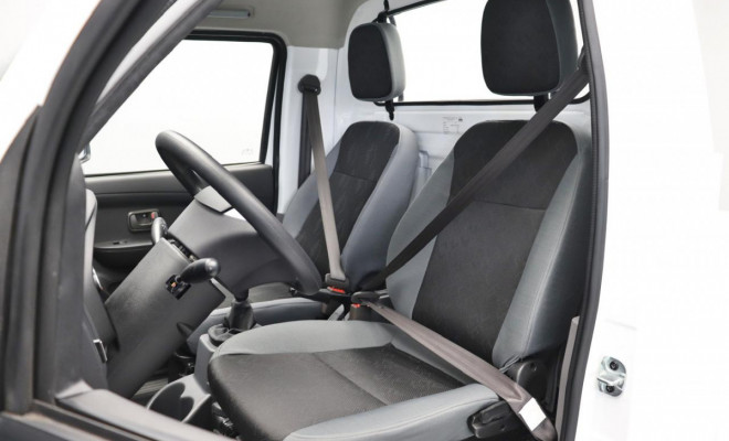 EFFA V21 Pick-up CS 1.5 16V 2p 2026 Gasolina-7