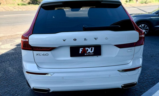 Volvo XC 60 T-8 HÍBRIDO INSCRIPTION 2.0 5p 2021 Gasolina-16
