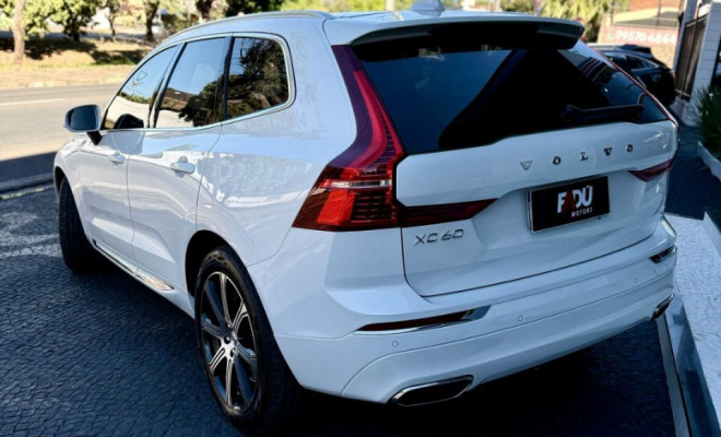 Volvo XC 60 T-8 HÍBRIDO INSCRIPTION 2.0 5p 2021 Gasolina-14