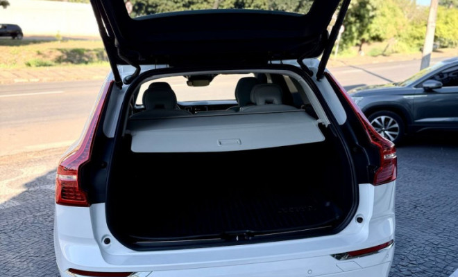 Volvo XC 60 T-8 HÍBRIDO INSCRIPTION 2.0 5p 2021 Gasolina-15