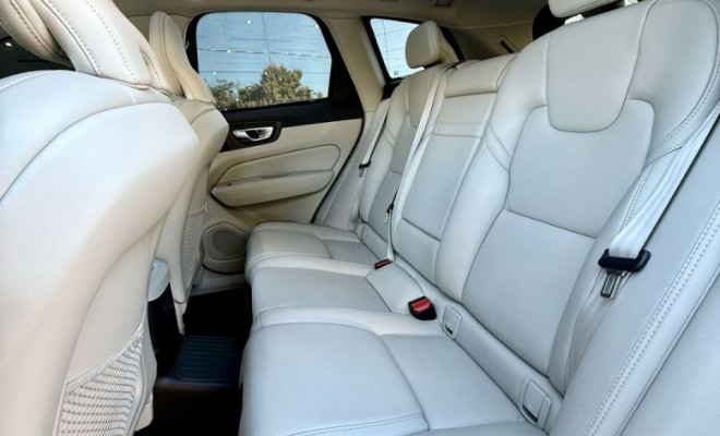 Volvo XC 60 T-8 HÍBRIDO INSCRIPTION 2.0 5p 2021 Gasolina-13