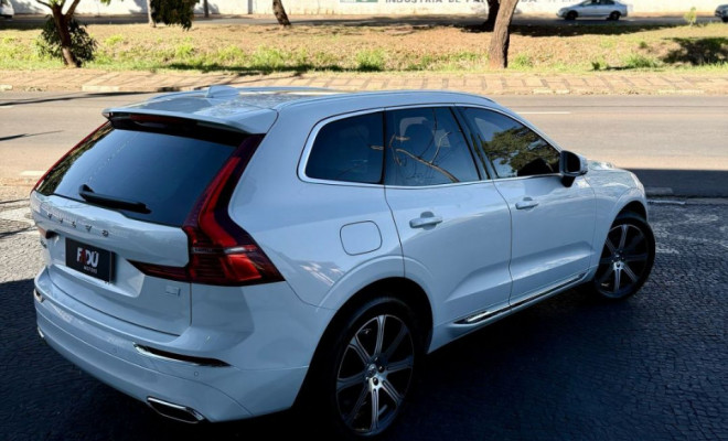 Volvo XC 60 T-8 HÍBRIDO INSCRIPTION 2.0 5p 2021 Gasolina-17