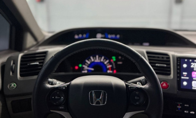 Honda Civic Sedan LXR 2.0 Flexone 16V Aut. 4p 2014 Flex-8