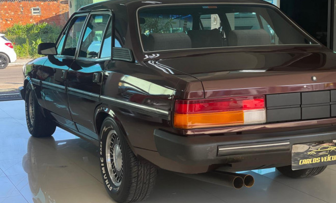 GM - Chevrolet Opala Comodoro/Comod. SLE  4.1/2.5 1990 Gasolina-7