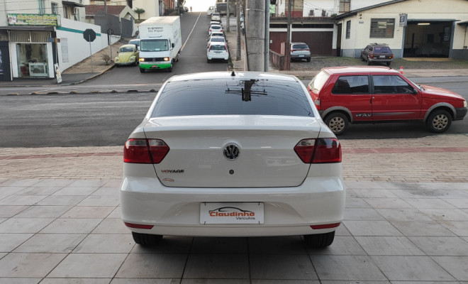 VW - VolksWagen VOYAGE 1.0 Flex 12V 4p 2023 Flex-4