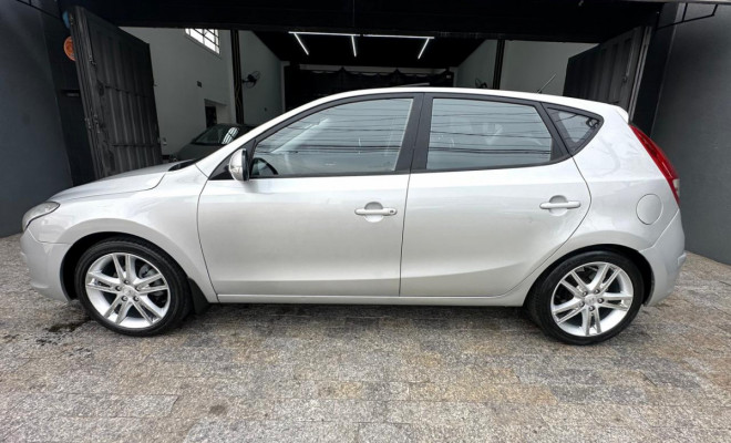 Hyundai i30 2.0 16V 145cv 5p Aut. 2010 Flex-6