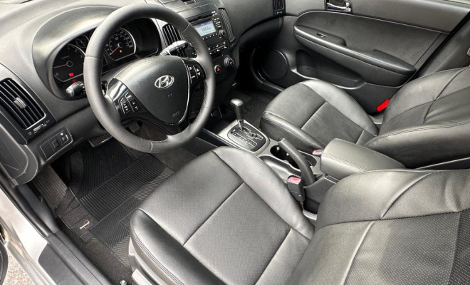 Hyundai i30 2.0 16V 145cv 5p Aut. 2010 Flex-11
