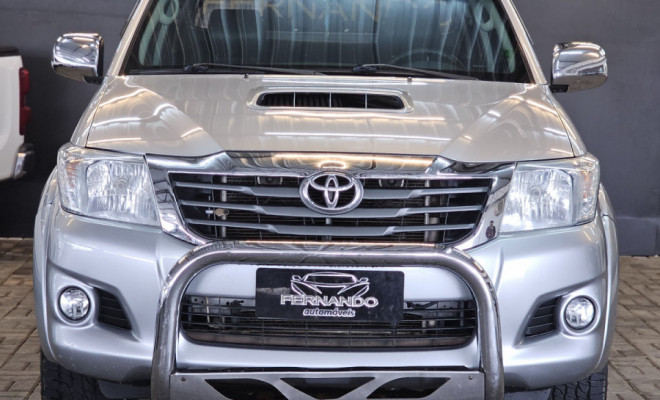 Toyota Hilux CD SR D4-D 4x4 3.0 TDI Dies Aut. 2015 Diesel-1