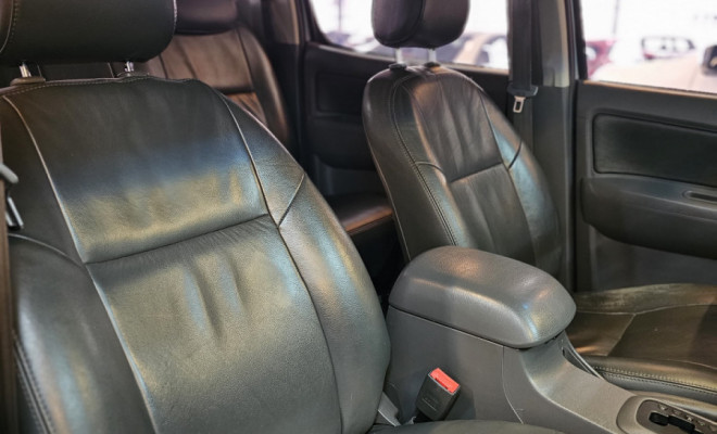 Toyota Hilux CD SR D4-D 4x4 3.0 TDI Dies Aut. 2015 Diesel-4