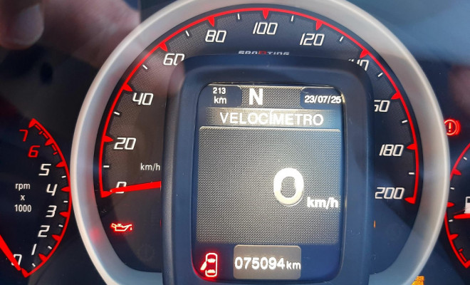 Fiat UNO SPORTING Dualogic 1.4 EVO Flex 8V 4p 2015 Flex-10