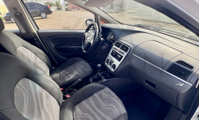 Fiat Punto ATTRACTIVE ITALIA 1.4 F.Flex 8V 5p 2012 Flex-7