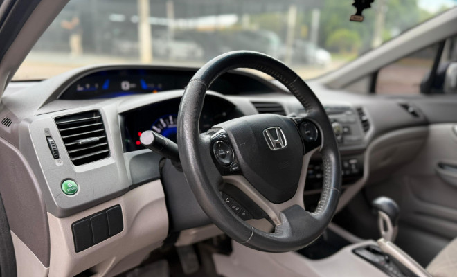 Honda Civic Sedan LXS 1.8/1.8 Flex 16V Aut. 4p 2014 Flex-2