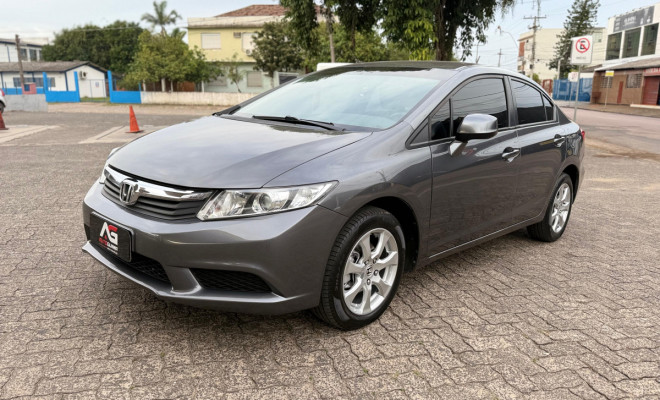 Honda Civic Sedan LXS 1.8/1.8 Flex 16V Aut. 4p 2014 Flex-1