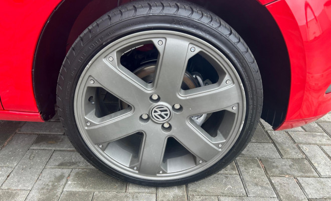 VW - VolksWagen Gol (novo) 1.0 Mi Total Flex 8V 4p 2013 Flex-12