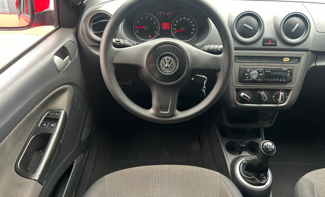 VW - VolksWagen Gol (novo) 1.0 Mi Total Flex 8V 4p 2013 Flex-6