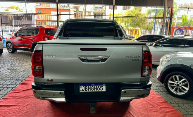 Toyota Hilux CD SRV 4x4 2.8 TDI Diesel Aut. 2022 Diesel-4