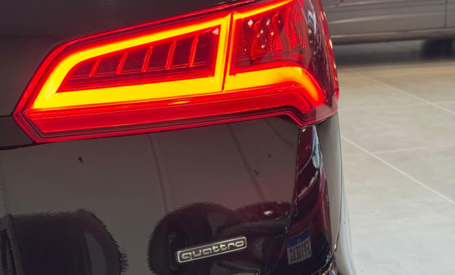 Audi Q5 S-Line 2.0 TFSI Quattro S-tronic 2020 Gasolina-7