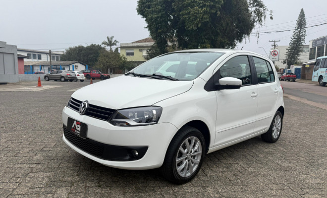 VW - VolksWagen Fox 1.6 Mi I MOTION Total Flex 8V 5p 2014 Flex-1