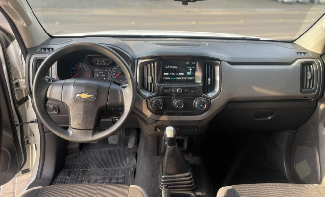 GM - Chevrolet S10 Pick-Up Advantage 2.5 Flex 4x2 CD 2017 Flex-4