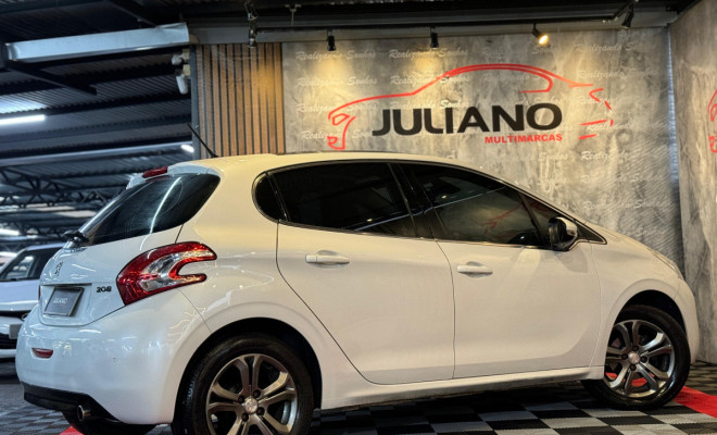 Peugeot 208 Griffe 1.6 Flex 16V 5p Aut. 2014 Flex-1