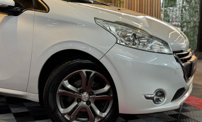 Peugeot 208 Griffe 1.6 Flex 16V 5p Aut. 2014 Flex-8