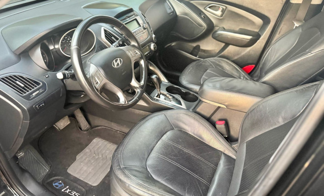 Hyundai ix35 2.0 16V 170cv 2WD/4WD Aut. 2011 Flex-6