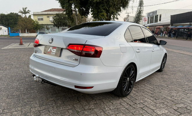 VW - VolksWagen JETTA Comfortline 1.4 TSI 16V 4p Aut. 2017 Flex-5