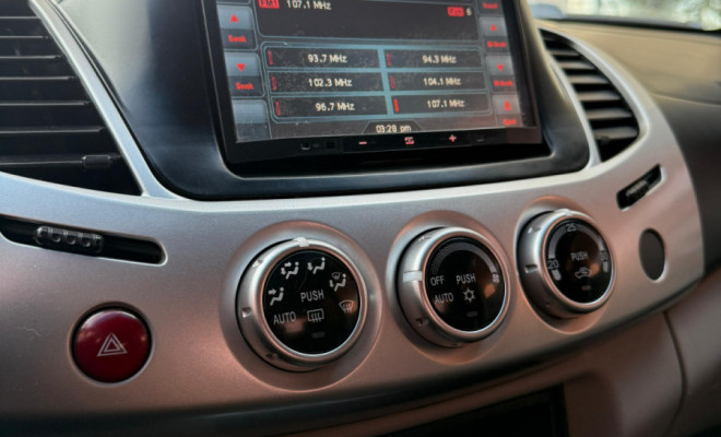 Mitsubishi L200 Triton HPE 3.5 CD V6 24V Flex Aut. 2013 Gás-10