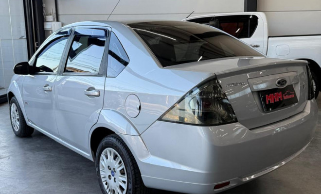Ford Fiesta Sedan SE 1.6 16V Flex 4p 2013 Flex-2