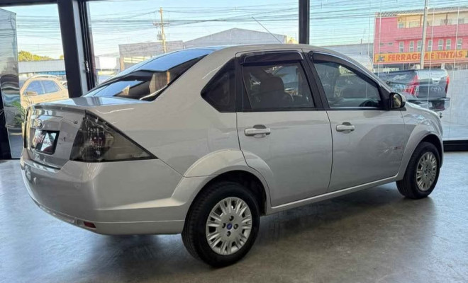 Ford Fiesta Sedan SE 1.6 16V Flex 4p 2013 Flex-1