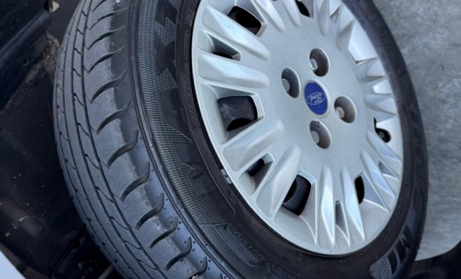Ford Fiesta Sedan SE 1.6 16V Flex 4p 2013 Flex-7