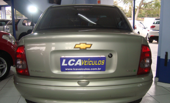 GM - Chevrolet Classic Life/LS 1.0 VHC FlexP. 4p 2010 Flex-2