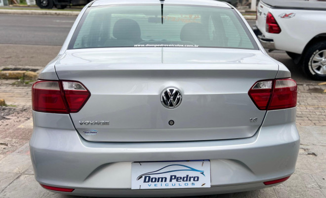 VW - VolksWagen VOYAGE 1.6/1.6 City  Mi Total Flex 8V 4p 2014 Flex-4