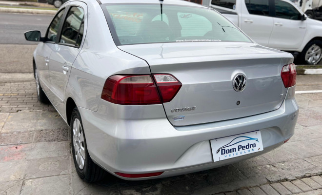 VW - VolksWagen VOYAGE 1.6/1.6 City  Mi Total Flex 8V 4p 2014 Flex-3