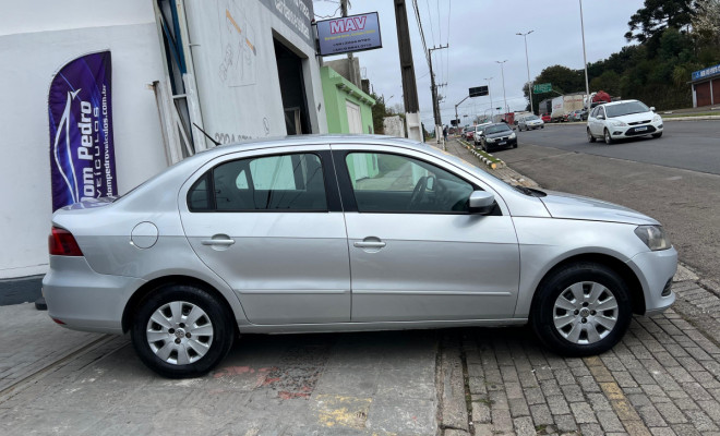 VW - VolksWagen VOYAGE 1.6/1.6 City  Mi Total Flex 8V 4p 2014 Flex-2