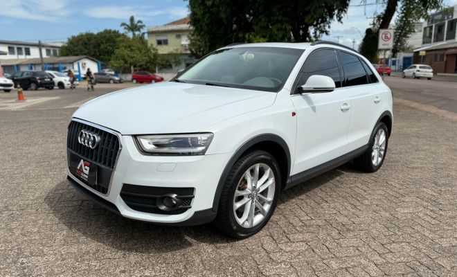 Audi Q3 2.0 TFSI Quat. 170/180cv S-tronic 5p 2015 Gasolina-1