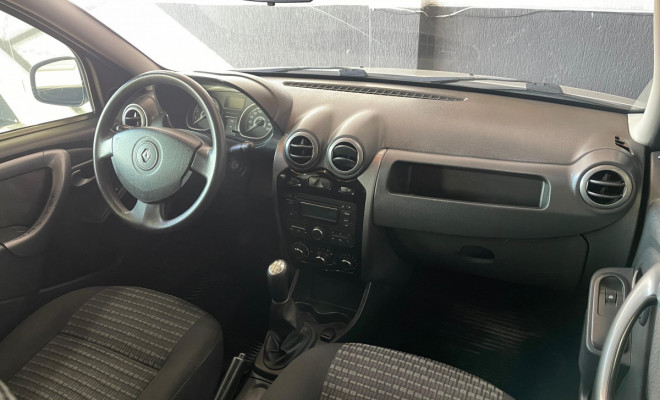 Renault SANDERO Expression Hi-Flex 1.0 16V 5p 2012 Flex-6