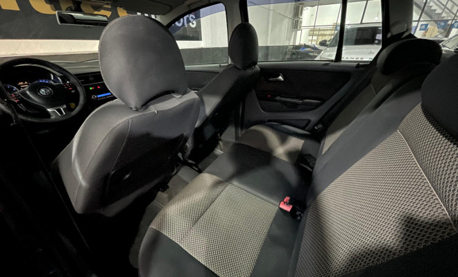 VW - VolksWagen SPACEFOX SPORTLINE/HIGHLINE I MOTION 1.6 2011 Flex-8