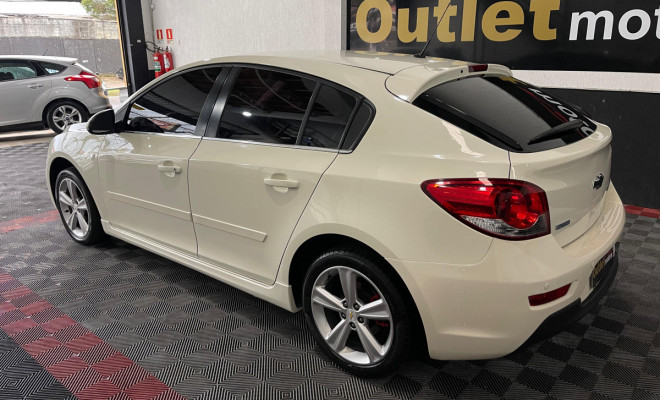 GM - Chevrolet CRUZE HB Sport LT 1.8 16V FlexP. 5p Aut 2015 Flex-0