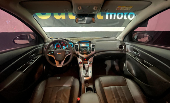 GM - Chevrolet CRUZE HB Sport LT 1.8 16V FlexP. 5p Aut 2015 Flex-7