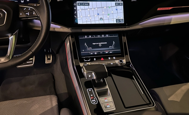 Audi Q8 Perf.Black 3.0 TFSI Quat. S-tr.(Híb.) 2023 Gasolina-8