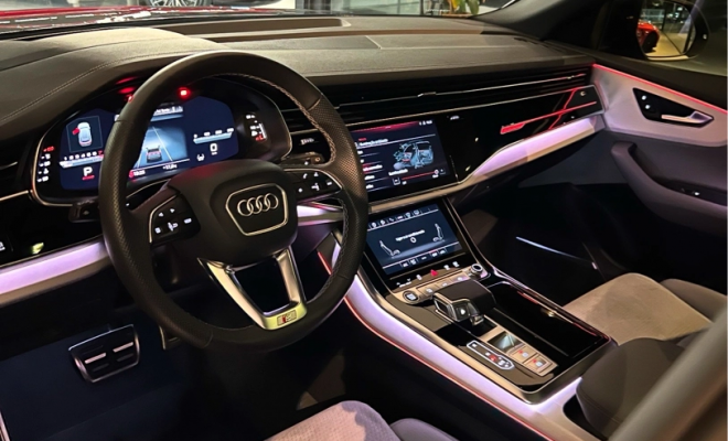 Audi Q8 Perf.Black 3.0 TFSI Quat. S-tr.(Híb.) 2023 Gasolina-5