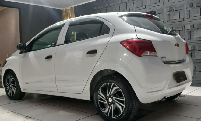 GM - Chevrolet ONIX HATCH Joy 1.0 8V Flex 5p Mec. 2020 Flex-4