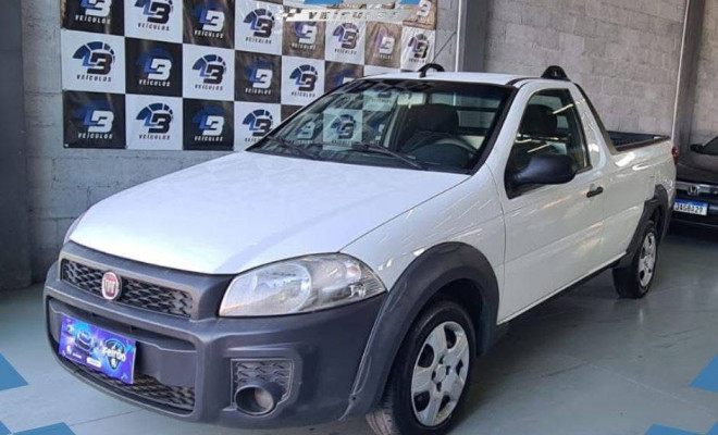 Fiat Strada Working Celeb.1.4 Fire Flex 8V CS 2016 Flex