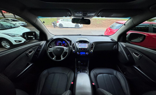 Hyundai ix35 2.0 16V 170cv 2WD/4WD Aut. 2012 Gasolina-5