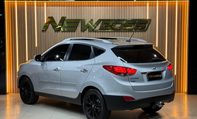 Hyundai ix35 2.0 16V 170cv 2WD/4WD Aut. 2012 Gasolina-2