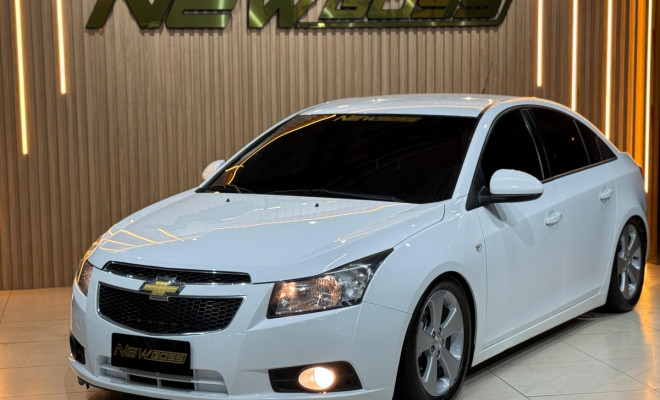 GM - Chevrolet CRUZE LT 1.8 16V FlexPower 4p Aut. 2013 Flex-3