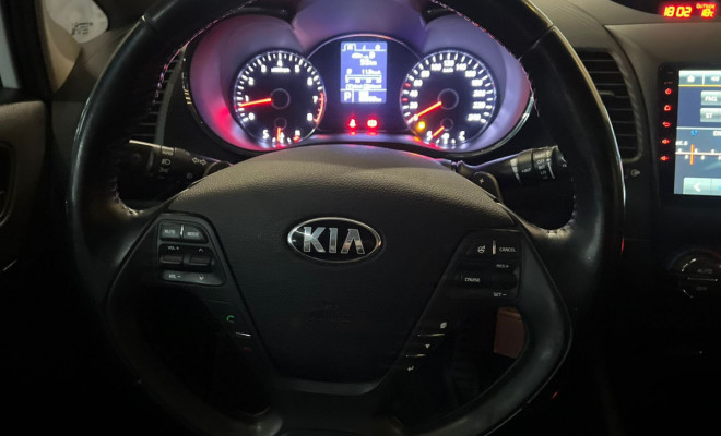 Kia Motors Cerato 1.6 16V  Flex  Aut. 2015 Flex-7